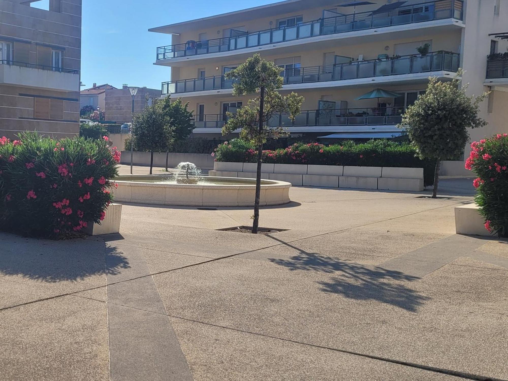 Appart Avec Piscine Casino Plein Air Et Plage La Ciotat Exterior foto